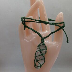 Unisex Macramé Quartz Crystal Necklace Spiritual Connection Positive Energy